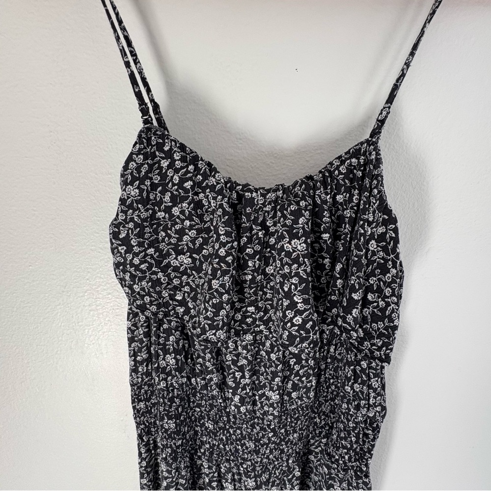 NWT: American Eagle • Floral Jumpsuit with Removable Straps